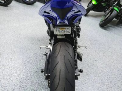 2011 Yamaha R1 Crossplane