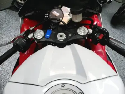 2009 Yamaha R1 Crossplane