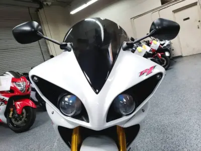 2009 Yamaha R1 Crossplane