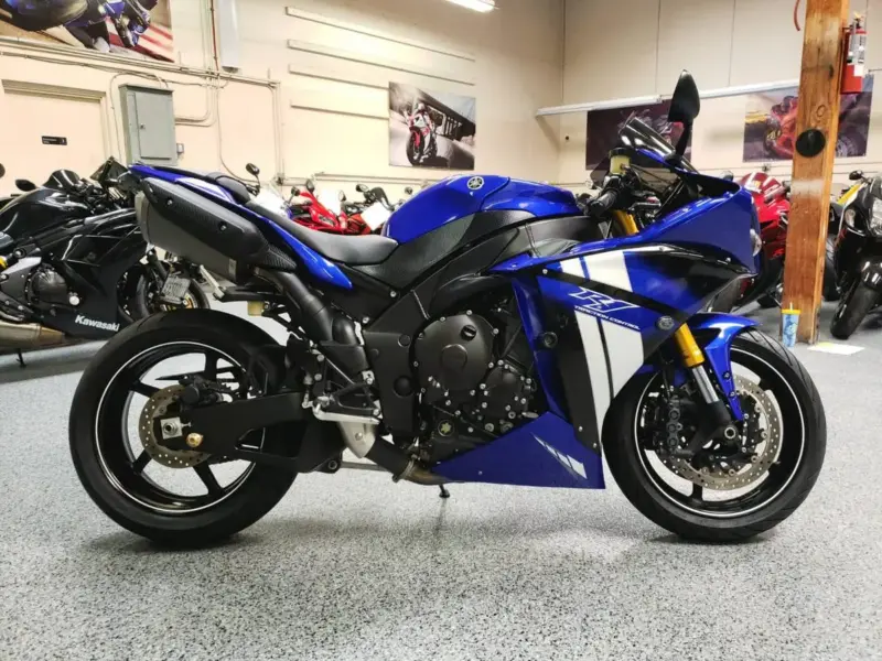 2012 Yamaha R1 Crossplane