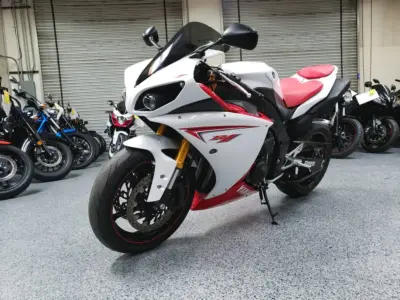 2009 Yamaha R1 Crossplane