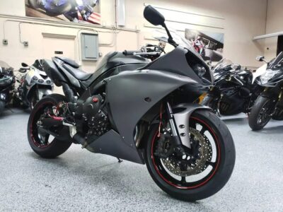 2013 Yamaha R1 Crossplane