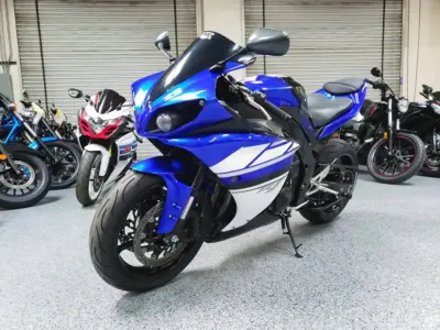 2011 Yamaha R1 Crossplane