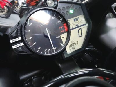 2013 Yamaha R1 Crossplane