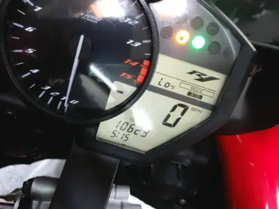 2009 Yamaha R1 Crossplane