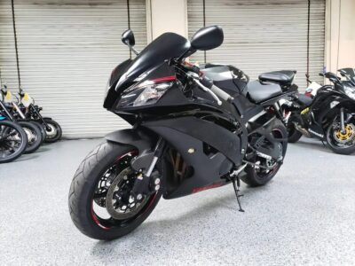 2015 Yamaha R6 RAVEN