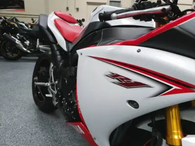 2009 Yamaha R1 Crossplane