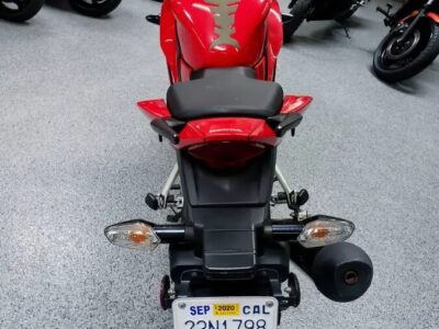 2015 Honda CBR300R