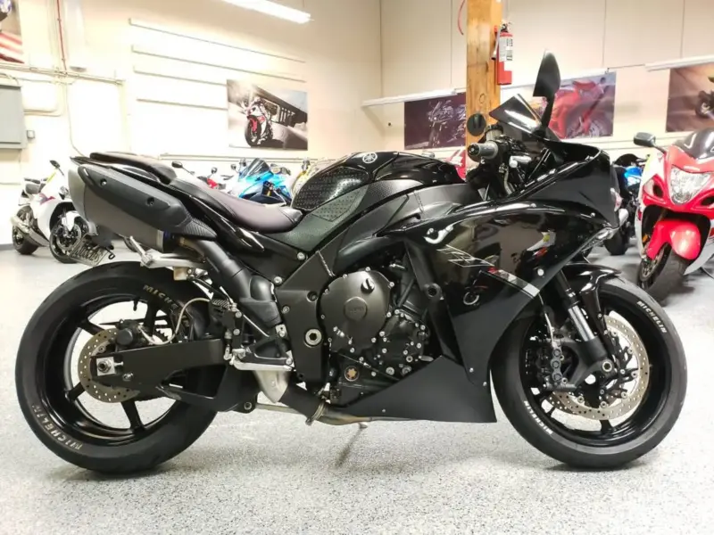 2012 Yamaha R1 Crossplane