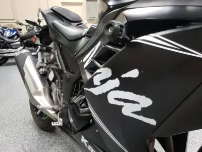 2017 KAWASAKI NINJA 300 WINTER EDITION ABS