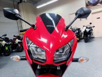 2015 Honda CBR300R