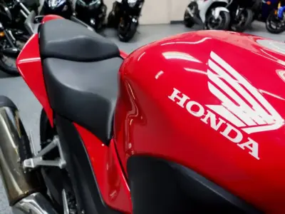 2015 Honda CBR300R