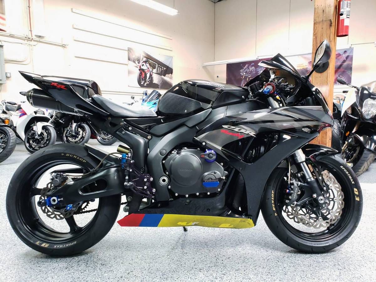 Honda cbr1000rr 2007 характеристики