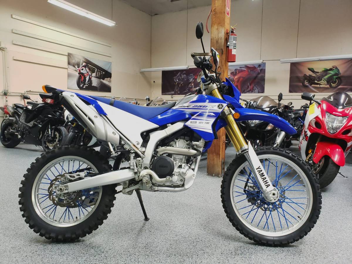 2016-yamaha-wr250r-dual-sport-2000-miles-ak-motors