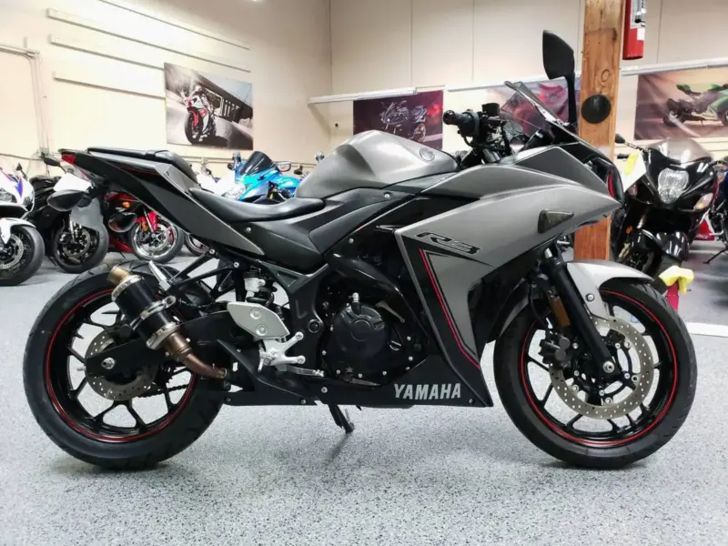 2016 Yamaha R3
