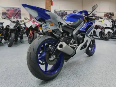 2015 Yamaha R6