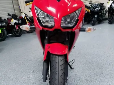 2015 Honda CBR300R