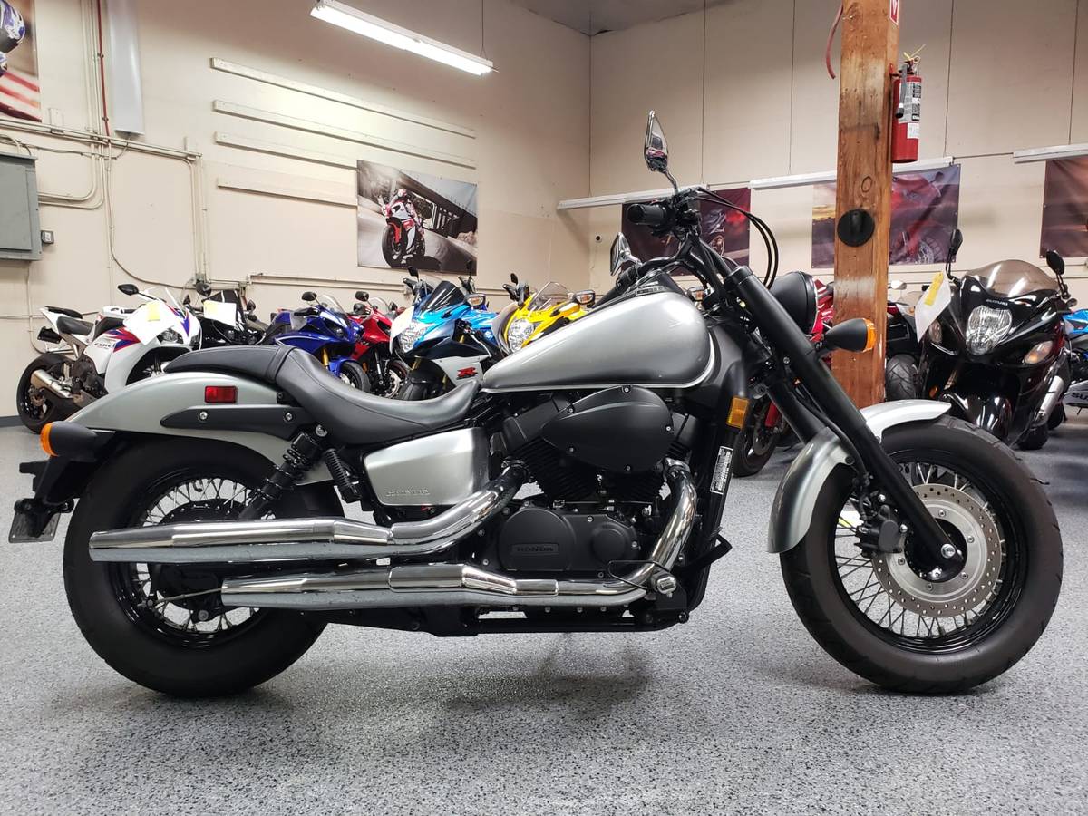 Honda Shadow Phantom Ak Motors