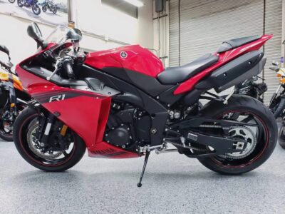 2014 Yamaha R1 Crossplane