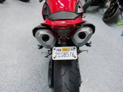 2014 Yamaha R1 Crossplane
