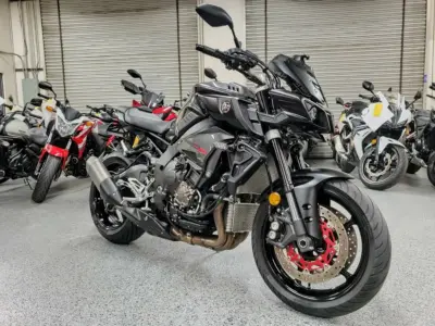 2017 Yamaha FZ-10 FZ10 MT10 MT-10