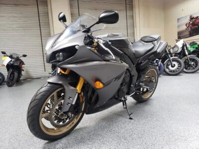 2014 Yamaha R1 Crossplane