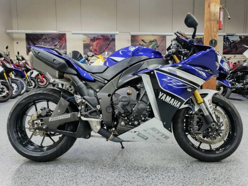 2013 Yamaha R1 Crossplane