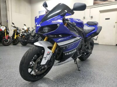 2013 Yamaha R1 Crossplane
