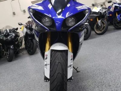 2013 Yamaha R1 Crossplane