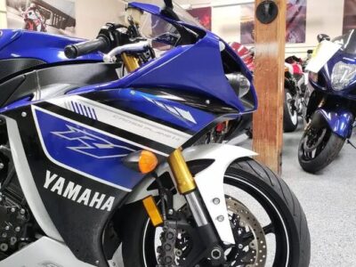 2013 Yamaha R1 Crossplane