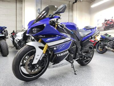 2013 Yamaha R1 Crossplane