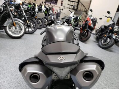 2013 Yamaha R1 Crossplane