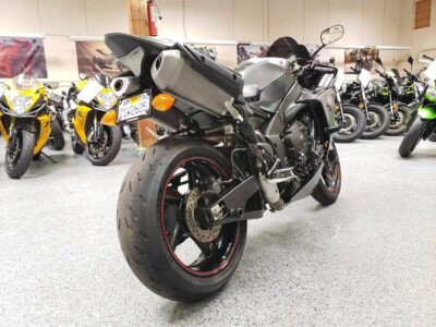 2013 Yamaha R1 Crossplane