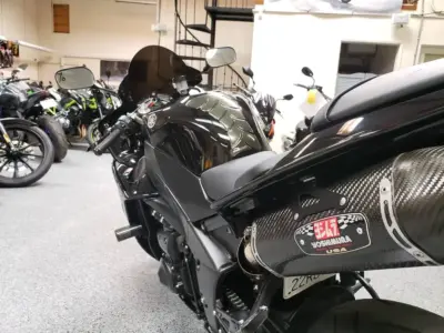 2012 Yamaha R1 RAVEN