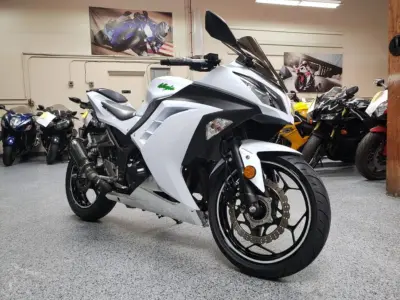 2015 KAWASAKI NINJA 300 ABS