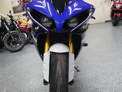 2013 Yamaha R1 Crossplane