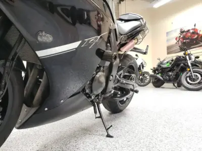 2012 Yamaha R1 RAVEN