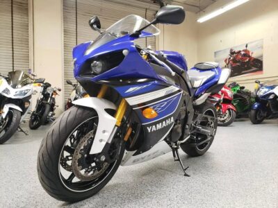 2013 Yamaha R1 Crossplane