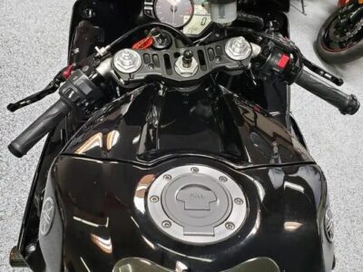 2012 Yamaha R1 RAVEN