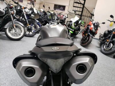 2014 Yamaha R1 Crossplane