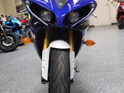 2013 Yamaha R1 Crossplane