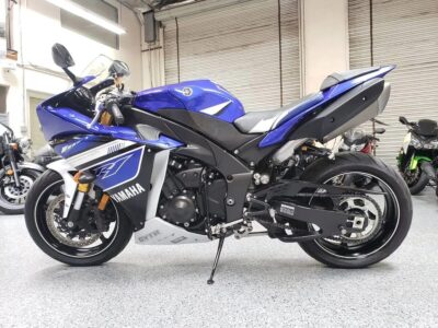 2013 Yamaha R1 Crossplane