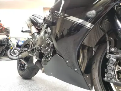 2012 Yamaha R1 RAVEN