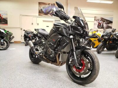 2017 Yamaha FZ-10 FZ10 MT10 MT-10