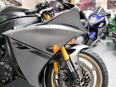 2014 Yamaha R1 Crossplane