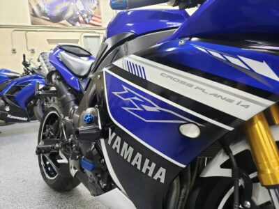 2013 Yamaha R1 Crossplane