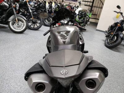 2013 Yamaha R1 Crossplane