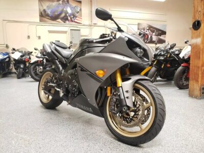 2014 Yamaha R1 Crossplane