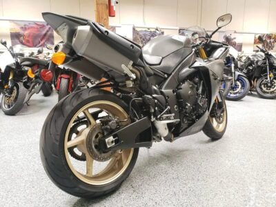 2014 Yamaha R1 Crossplane