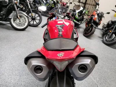 2014 Yamaha R1 Crossplane
